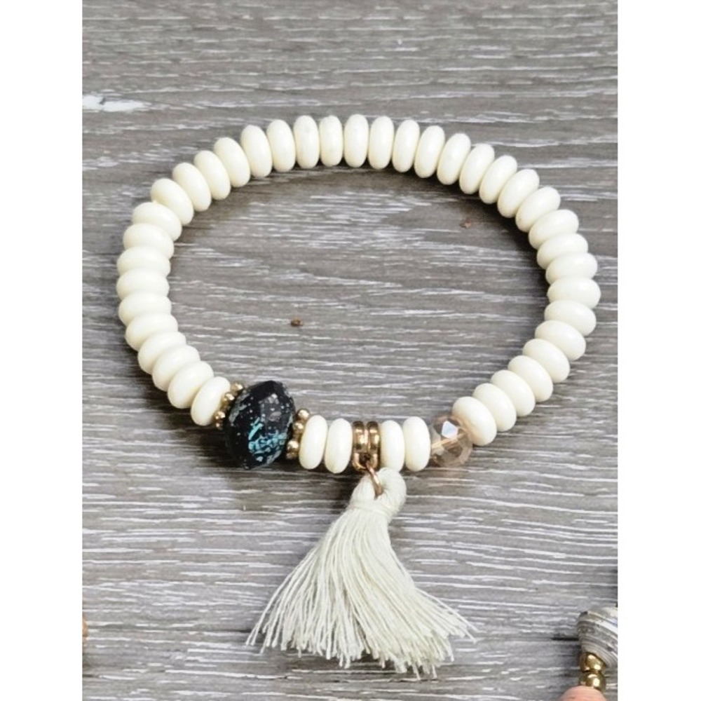 White Beaded Stretch Bracelet Tassel Charm Druzy Style Accent Gold Tone
